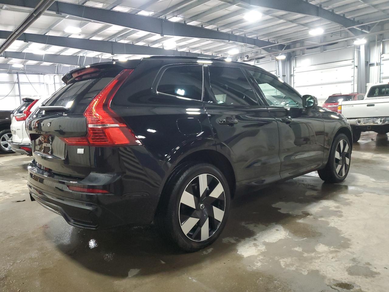 2024 VOLVO XC60 PLUS VIN:YV4H60DL1R1834790