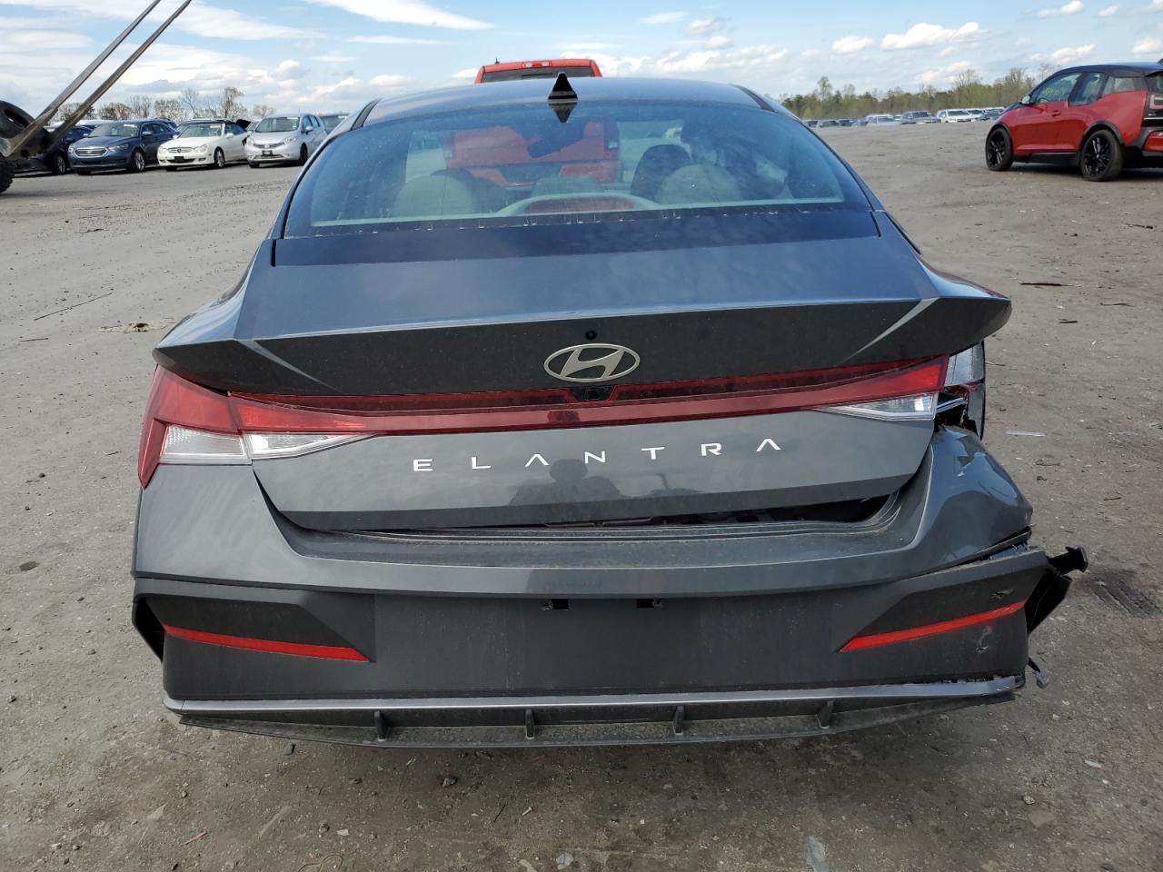 2024 HYUNDAI ELANTRA SEL VIN:KMHLM4DG2RU719929