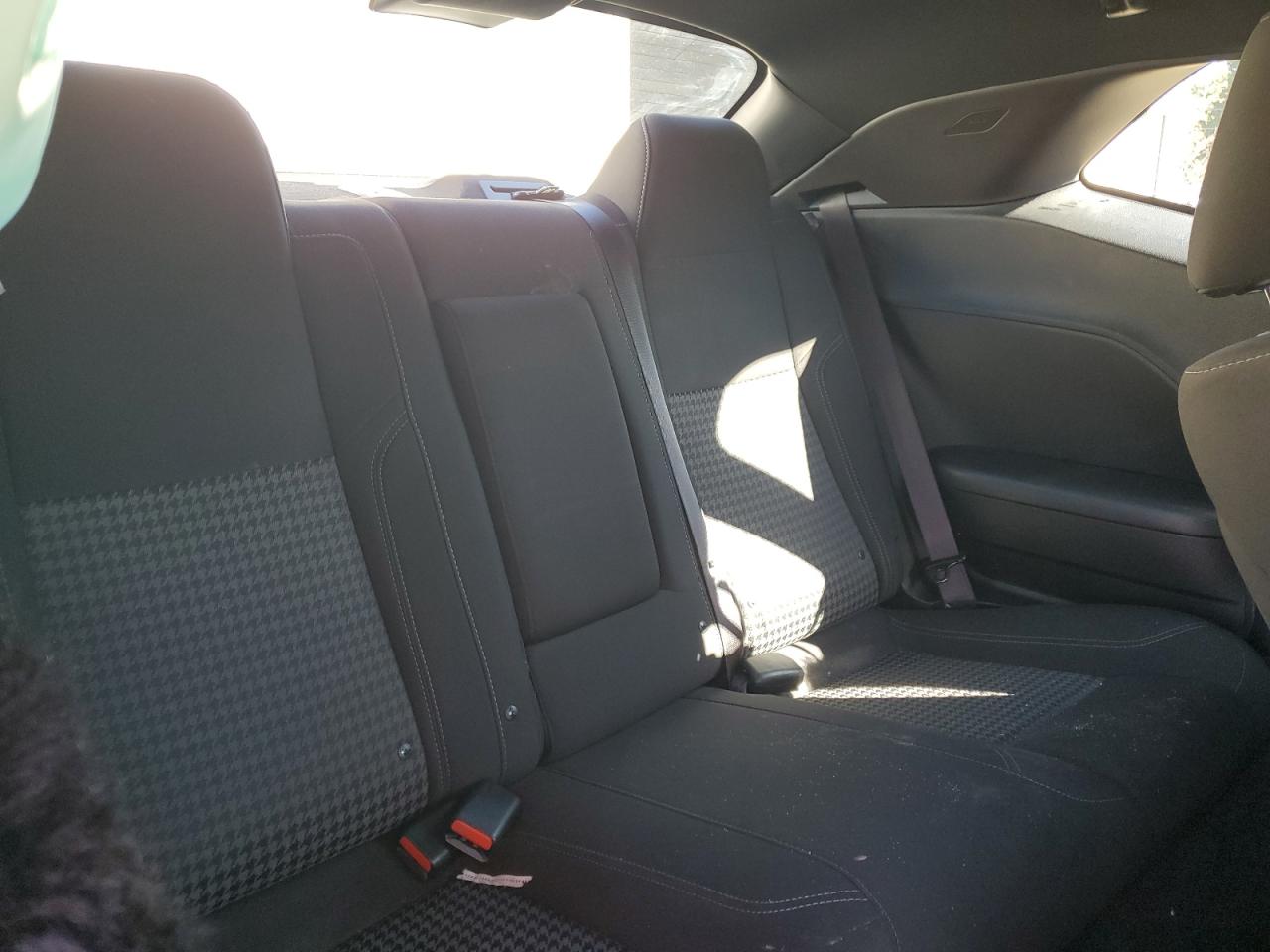 2022 DODGE CHALLENGER SXT VIN:2C3CDZAG7NH144069