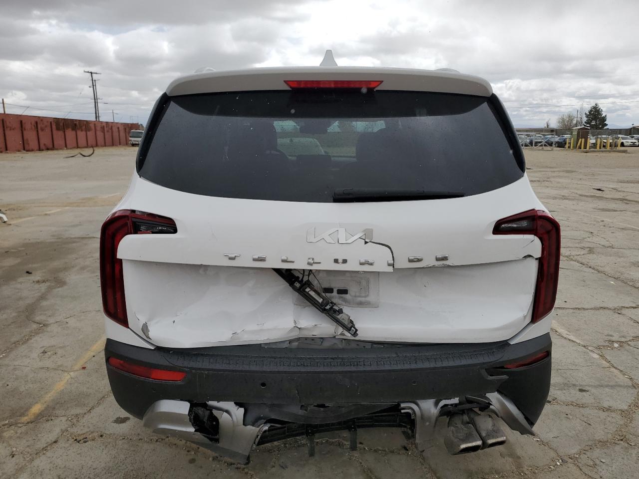 2022 KIA TELLURIDE S VIN:5XYP64HC8NG278102