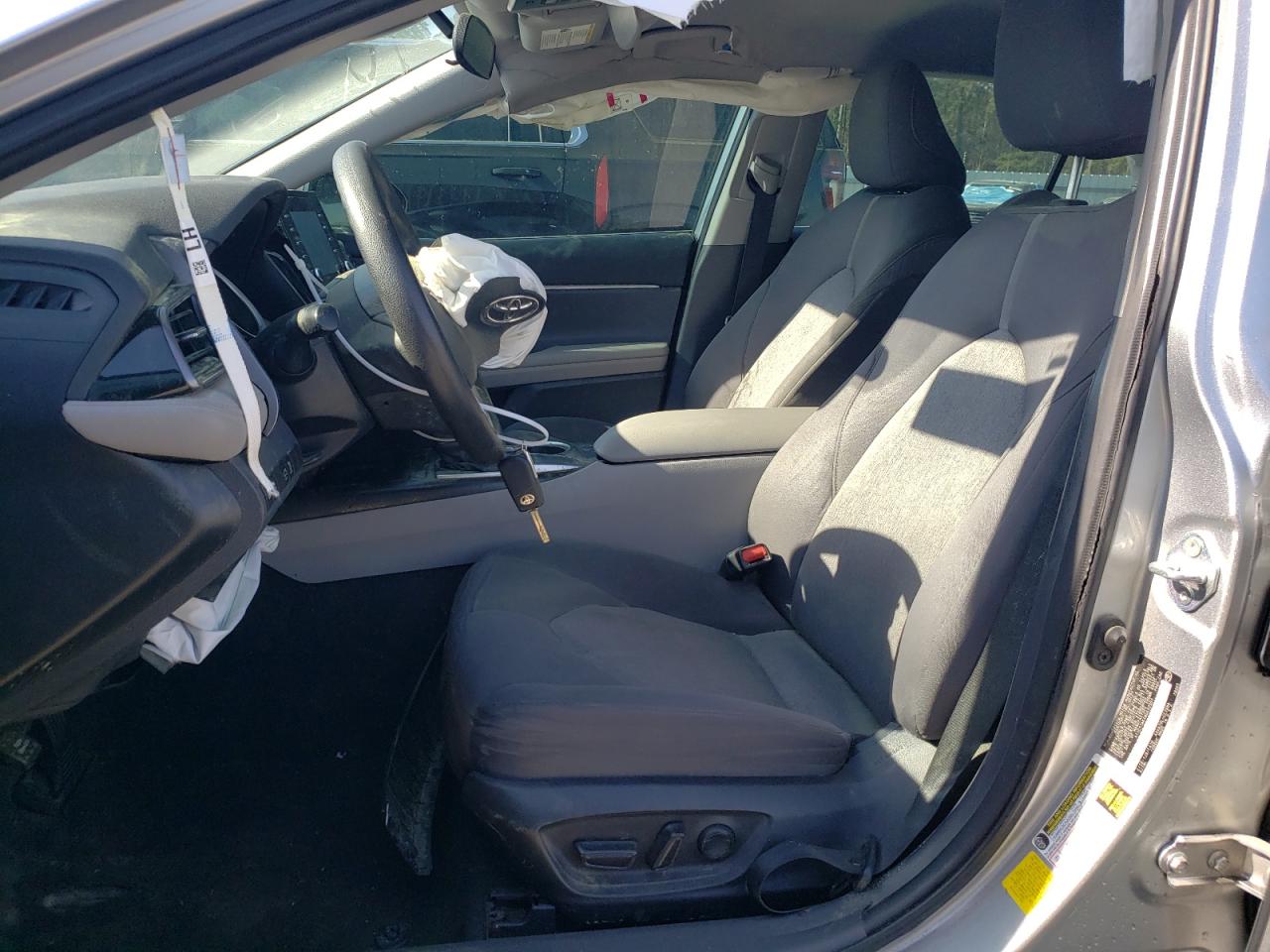 2022 TOYOTA CAMRY LE VIN:4T1C11AK4NU632091