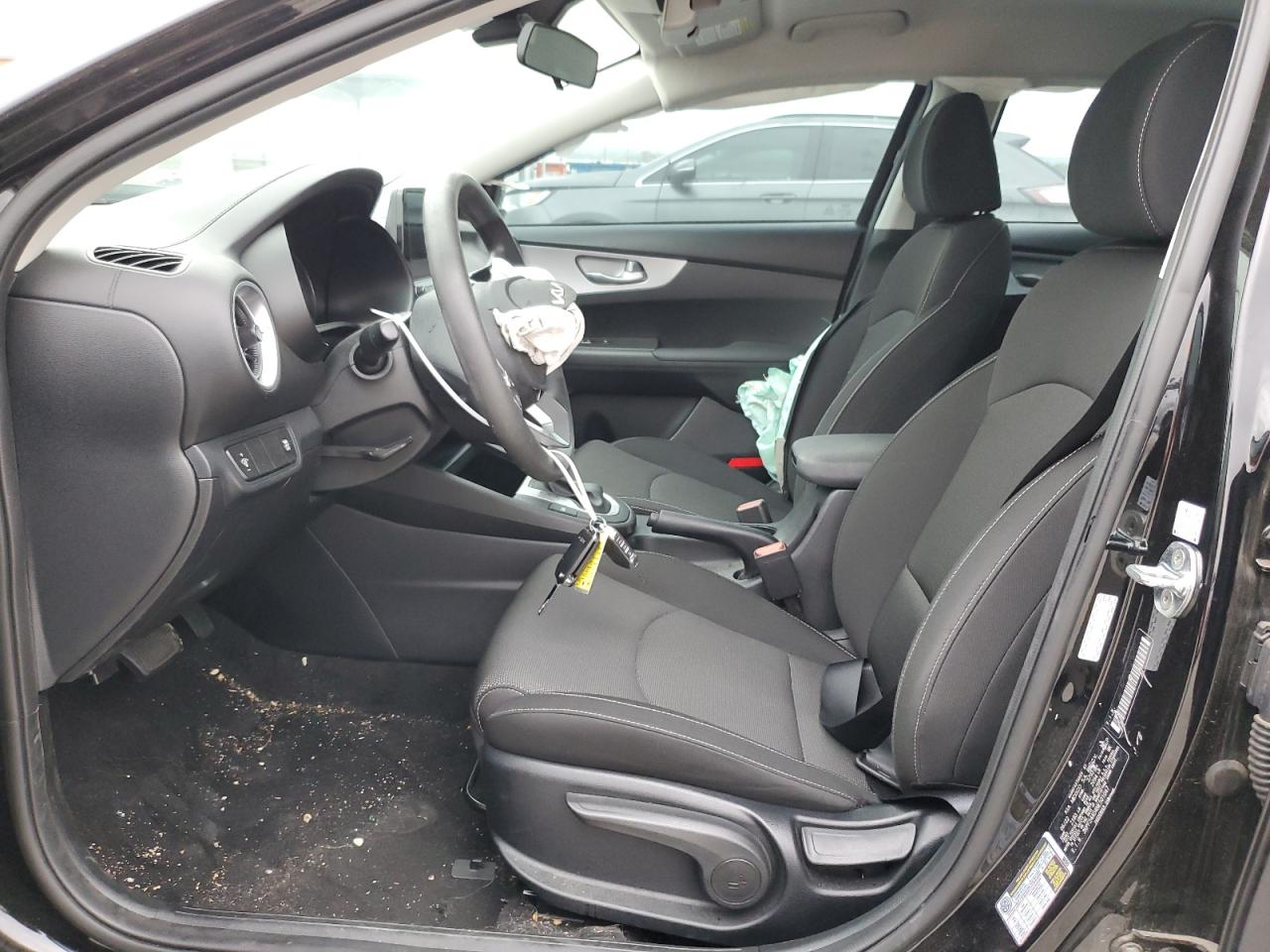 2022 KIA FORTE FE VIN:3KPF24AD4NE501047
