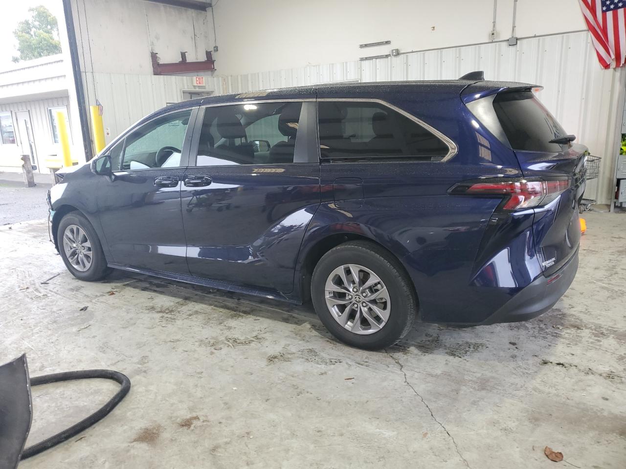 2023 TOYOTA SIENNA LE VIN:5TDKRKEC3PS146087