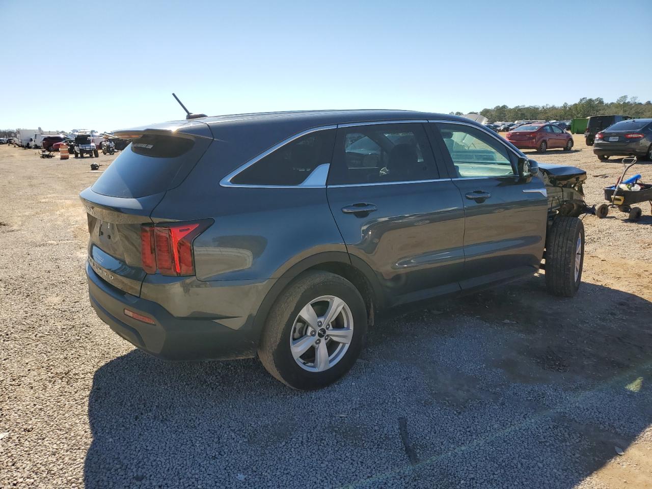 2022 KIA SORENTO LX VIN:5XYRG4LC2NG122019