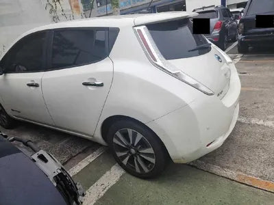 2015 Nissan Leaf VIN: