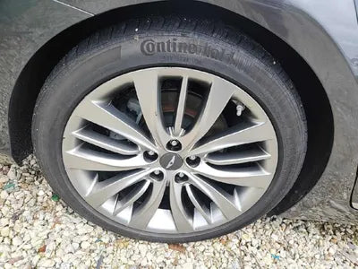 2016 Genesis G80 VIN: