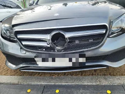 2017 Mercedes-Benz E 220 VIN: