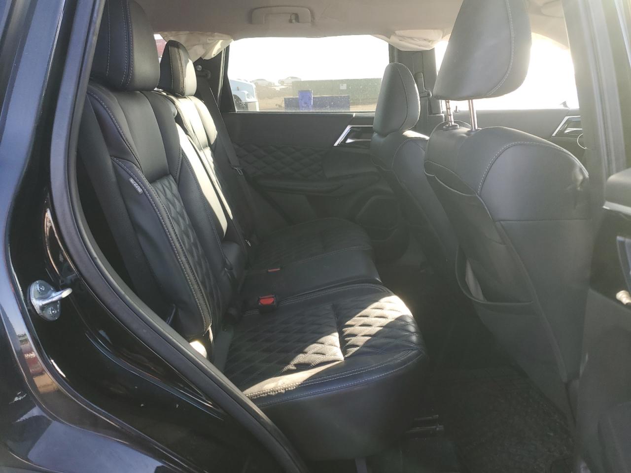 2022 MITSUBISHI OUTLANDER SEL VIN:JA4J4VA82NZ059655