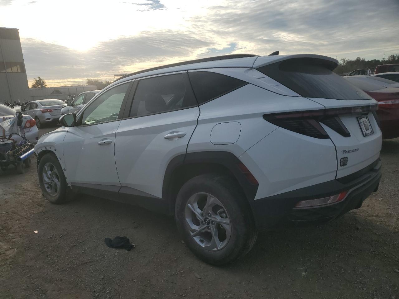 2022 HYUNDAI TUCSON SEL VIN:5NMJB3AE0NH081471