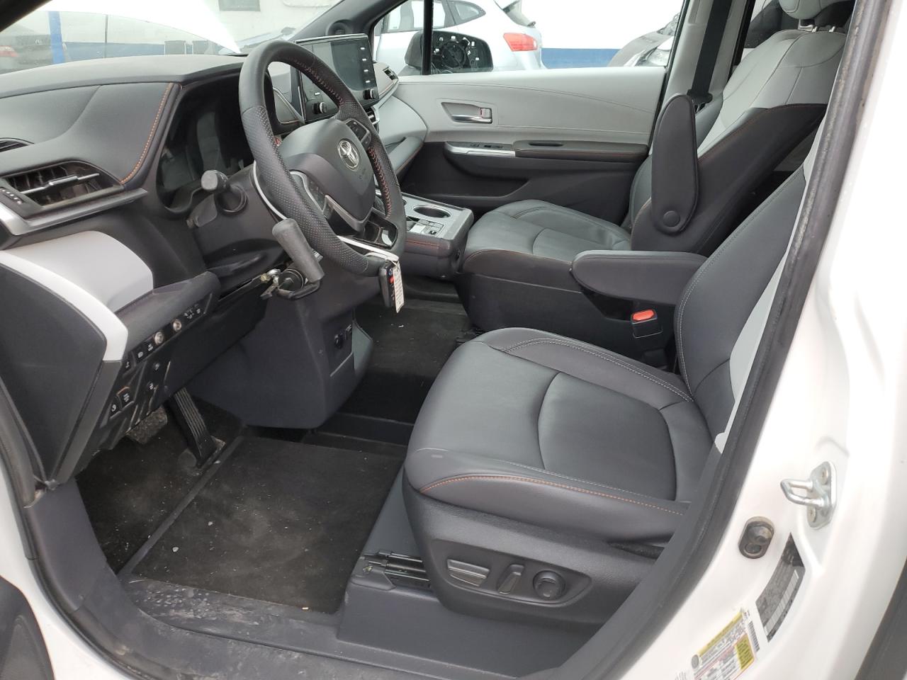2023 TOYOTA SIENNA XSE VIN:5TDDSKFC7PS089050