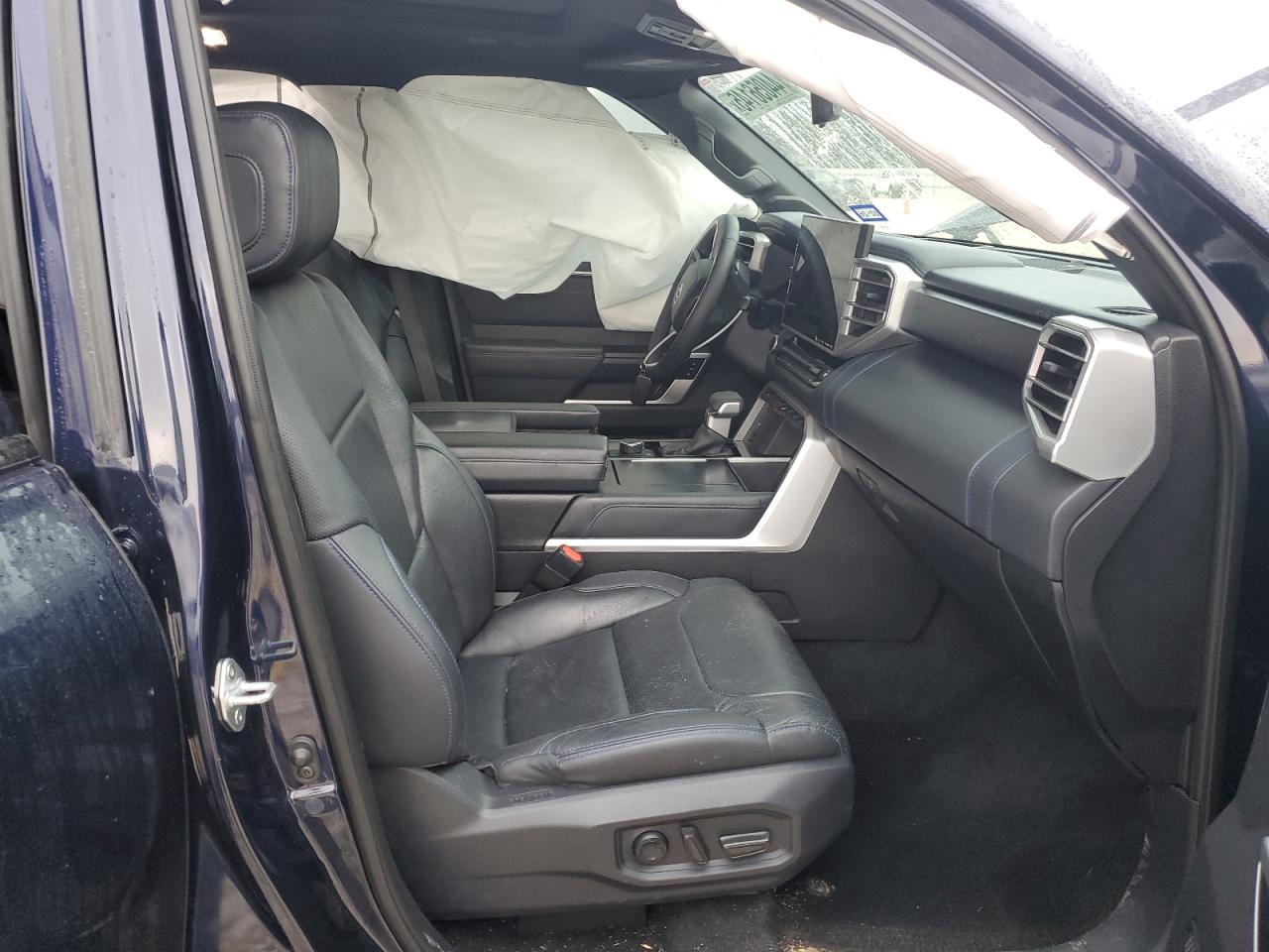 2024 TOYOTA SEQUOIA SR5 VIN:7SVAAAAA7RX003132