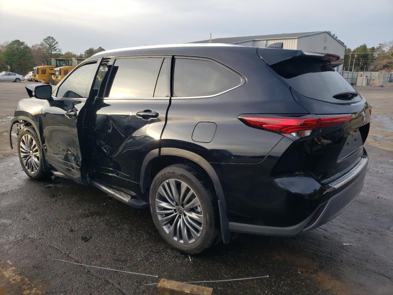2022 TOYOTA HIGHLANDER PLATINUM VIN:5TDFZRAHXNS103472