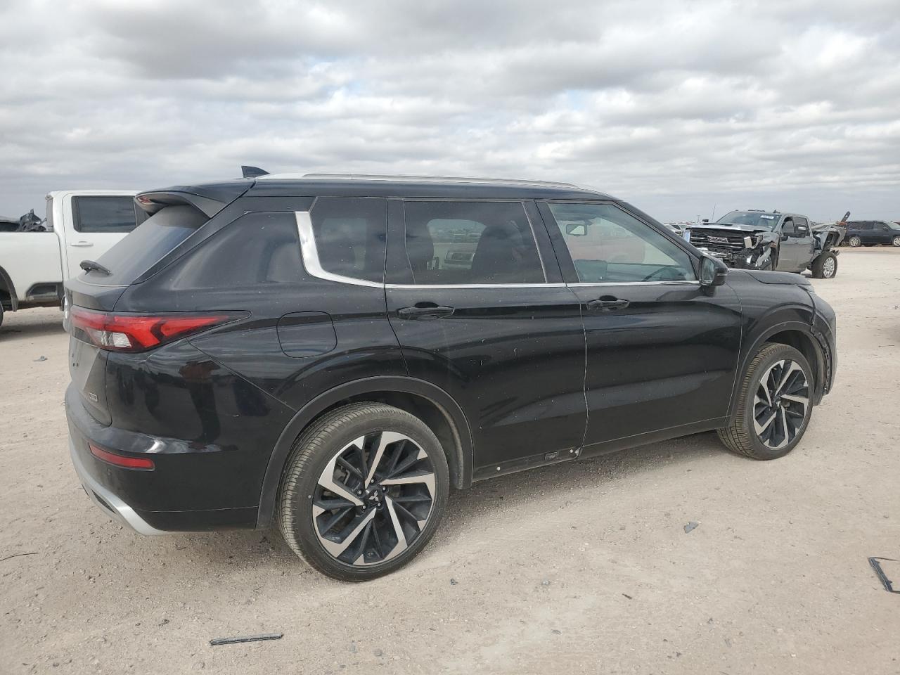 2022 MITSUBISHI OUTLANDER SEL VIN:JA4J3VA84NZ061152