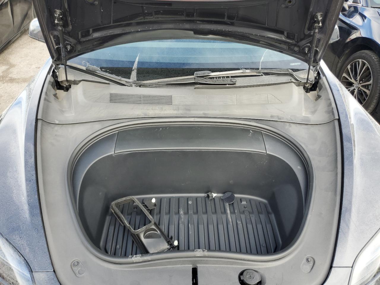 2024 TESLA MODEL 3  VIN:5YJ3E1EA3RF784453