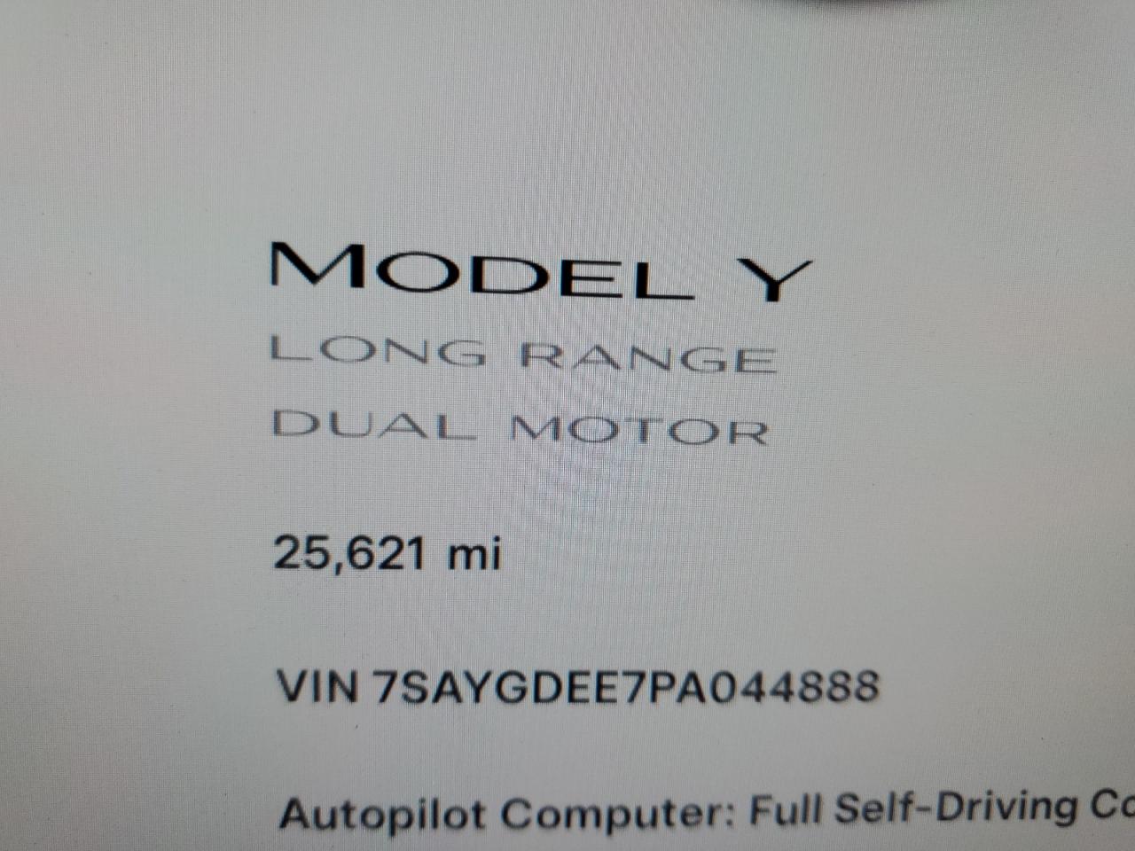 2023 TESLA MODEL Y  VIN:7SAYGDEE7PA044888