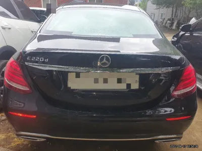 2019 Mercedes-Benz E 220 WDDZF0EB8KA697405 VIN:WDDZF0EB8KA697405