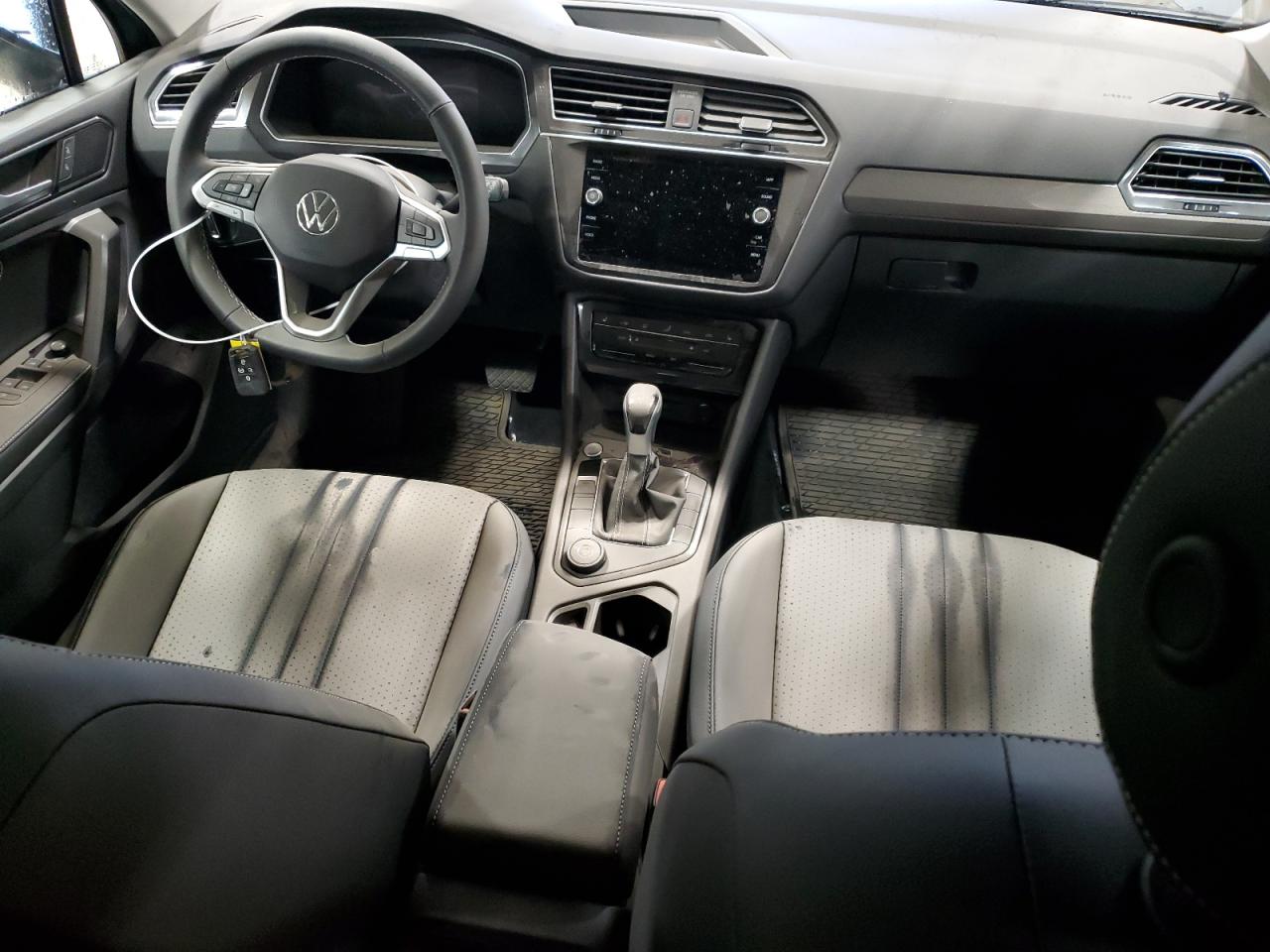 2024 VOLKSWAGEN TIGUAN SE VIN:3VV2B7AX3RM173952