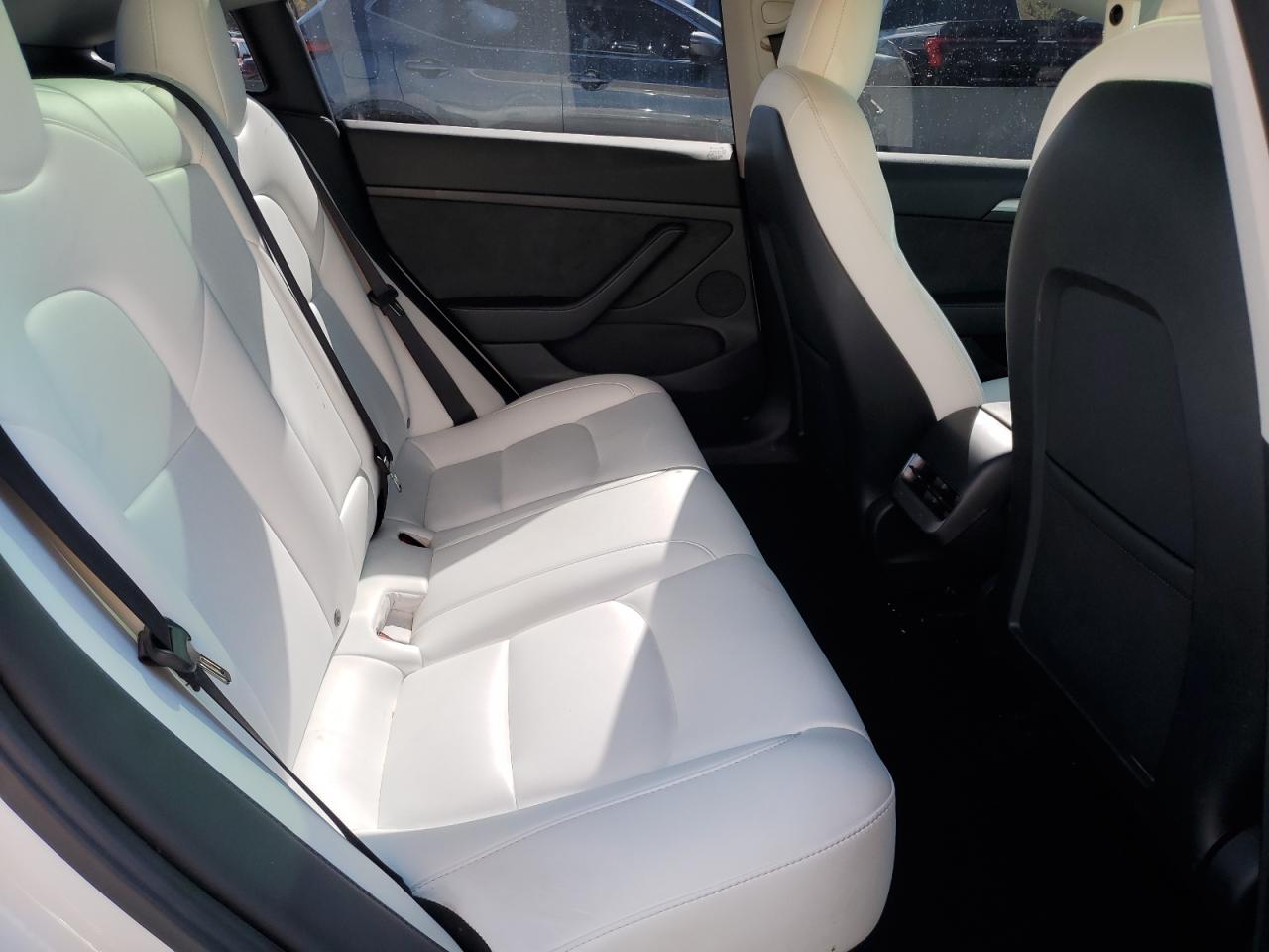 2022 TESLA MODEL 3  VIN:5YJ3E1EB8NF315619
