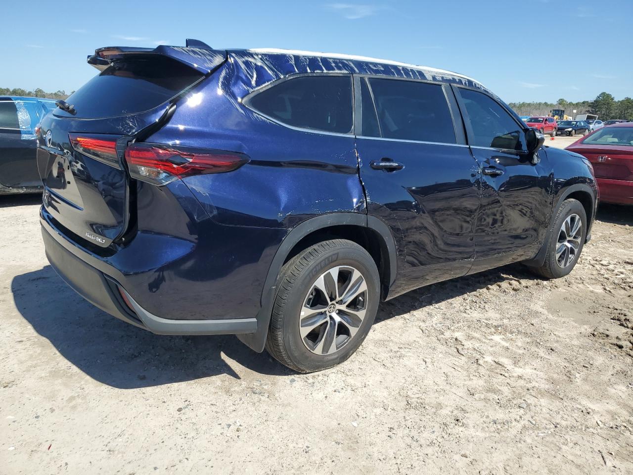 2024 TOYOTA HIGHLANDER LE VIN:5TDKDRBH9RS558959