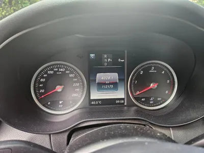 2015 Mercedes-Benz C 200 VIN: