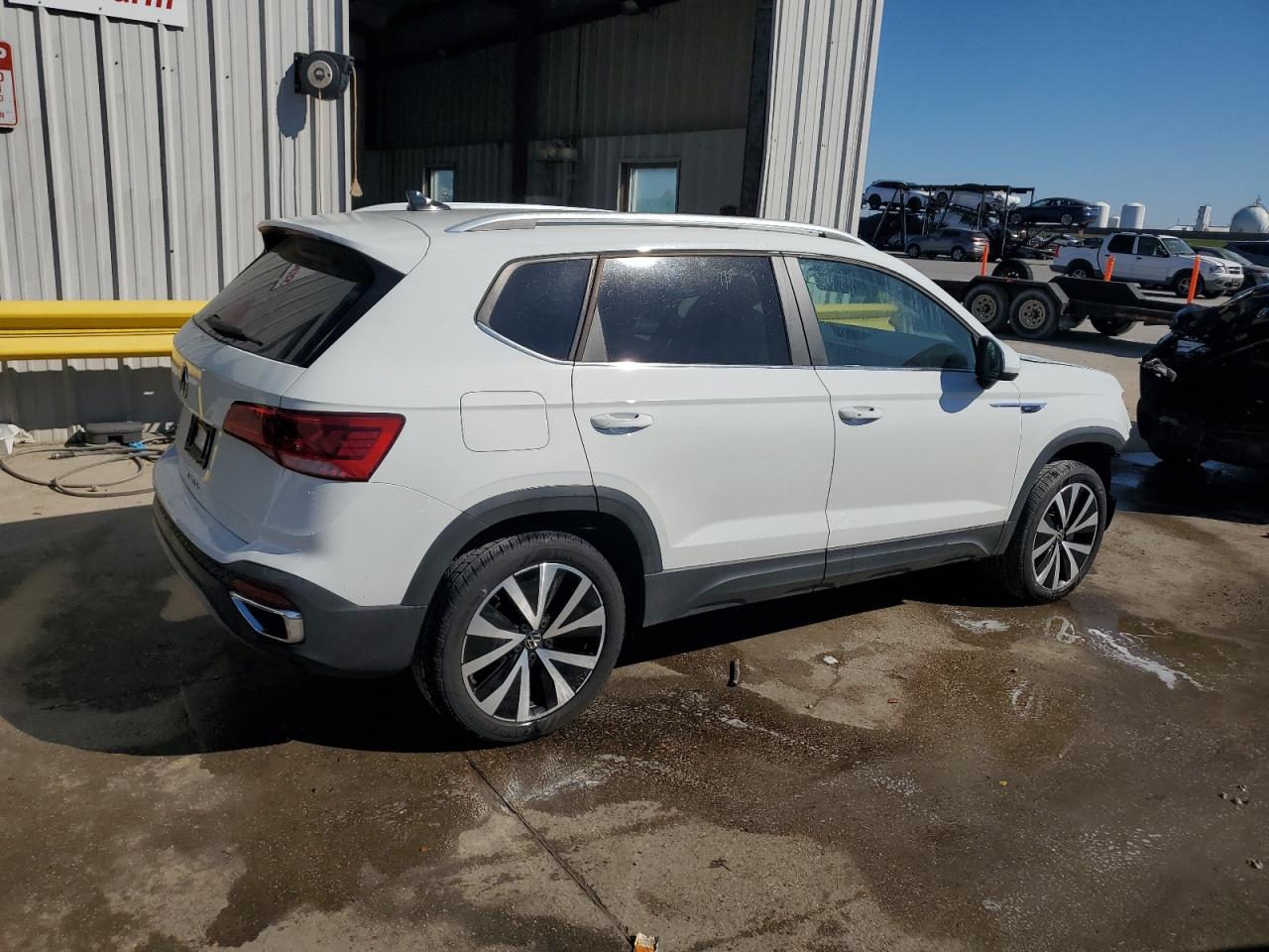 2022 VOLKSWAGEN TAOS SE VIN:3VVRX7B21NM007488