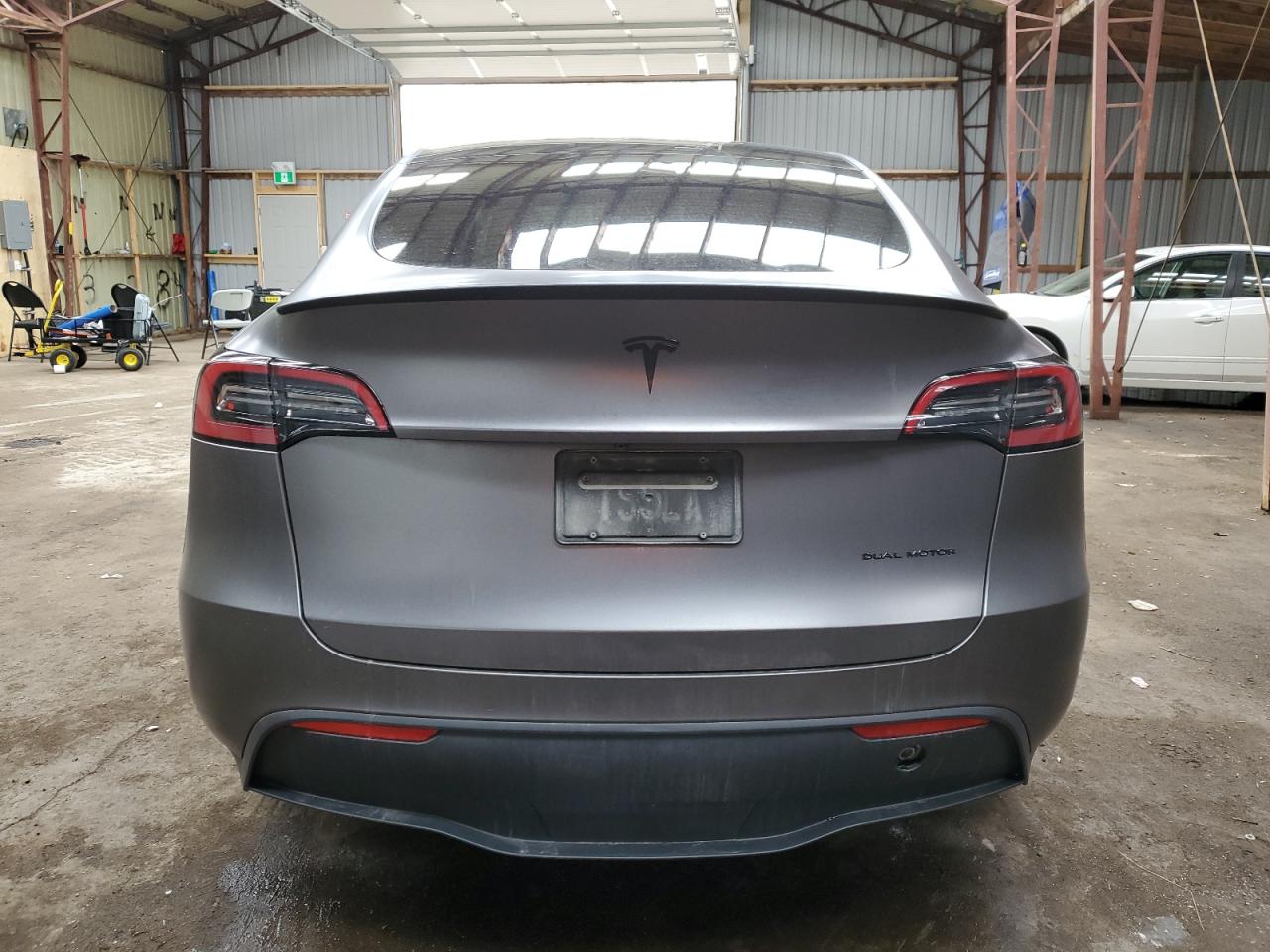 2022 TESLA MODEL Y  VIN:7SAYGDEE8NF442093