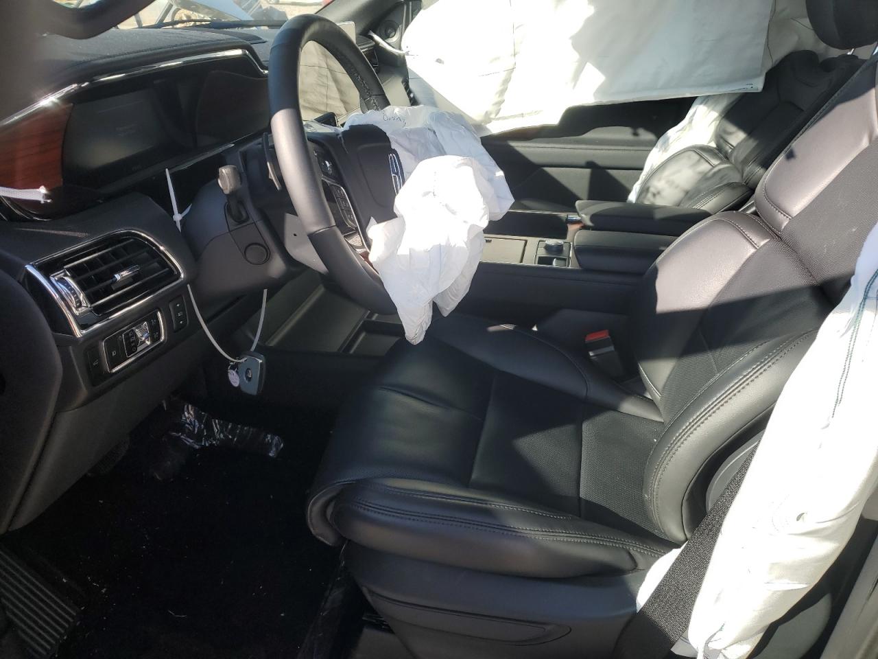 2024 LINCOLN NAVIGATOR  VIN:1C6RR7FTXKS553633