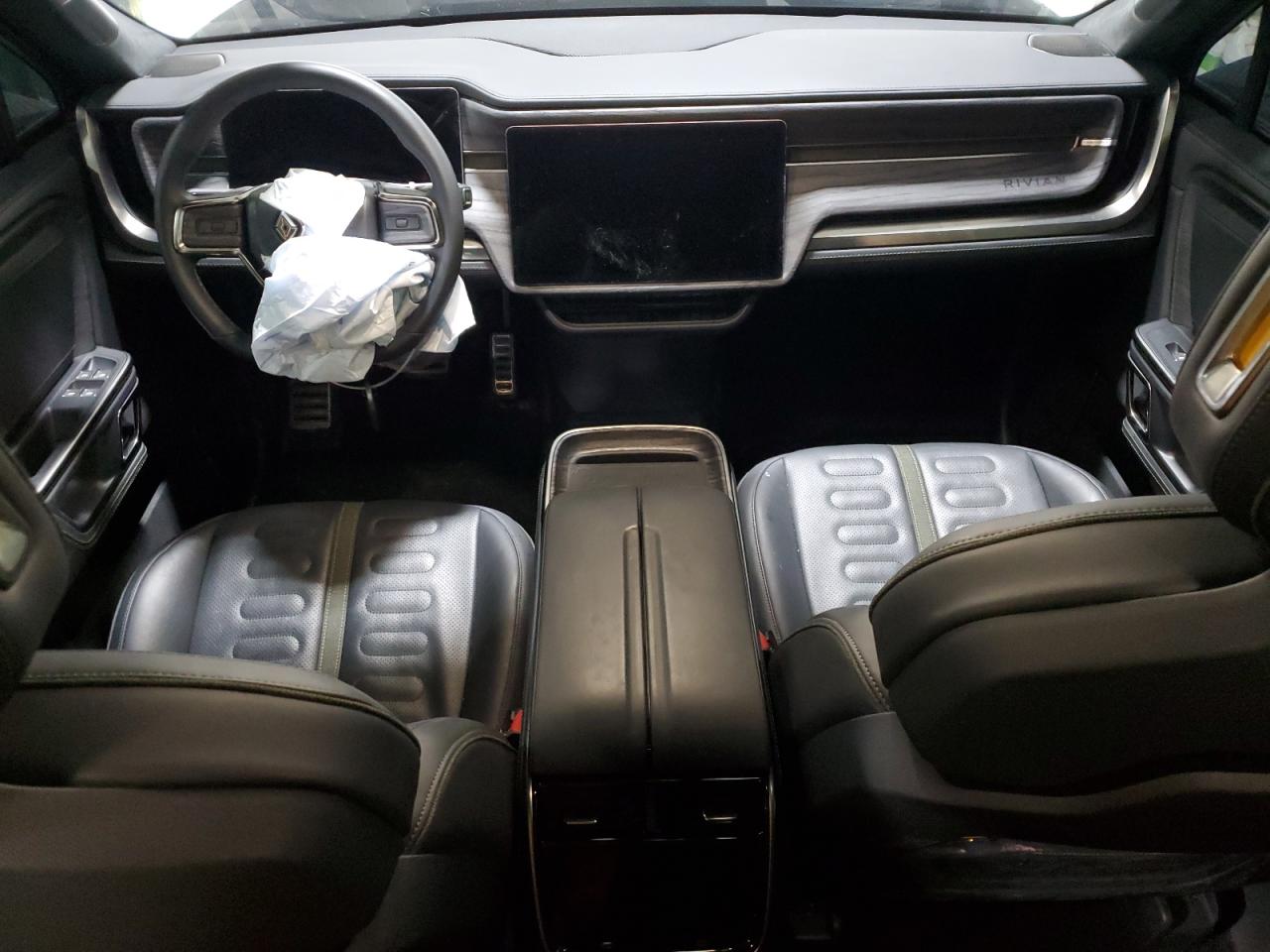 2022 RIVIAN R1S LAUNCH EDITION VIN:7PDSGABL4NN002354