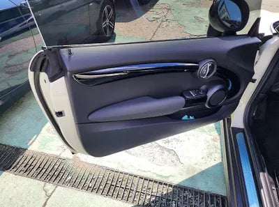 2019 MINI Cooper VIN: