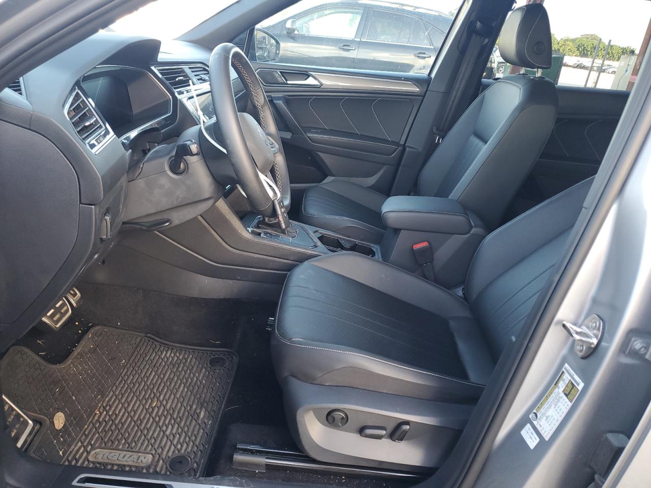 2023 VOLKSWAGEN TIGUAN SE R-LINE BLACK VIN:3VVCB7AX4PM054406