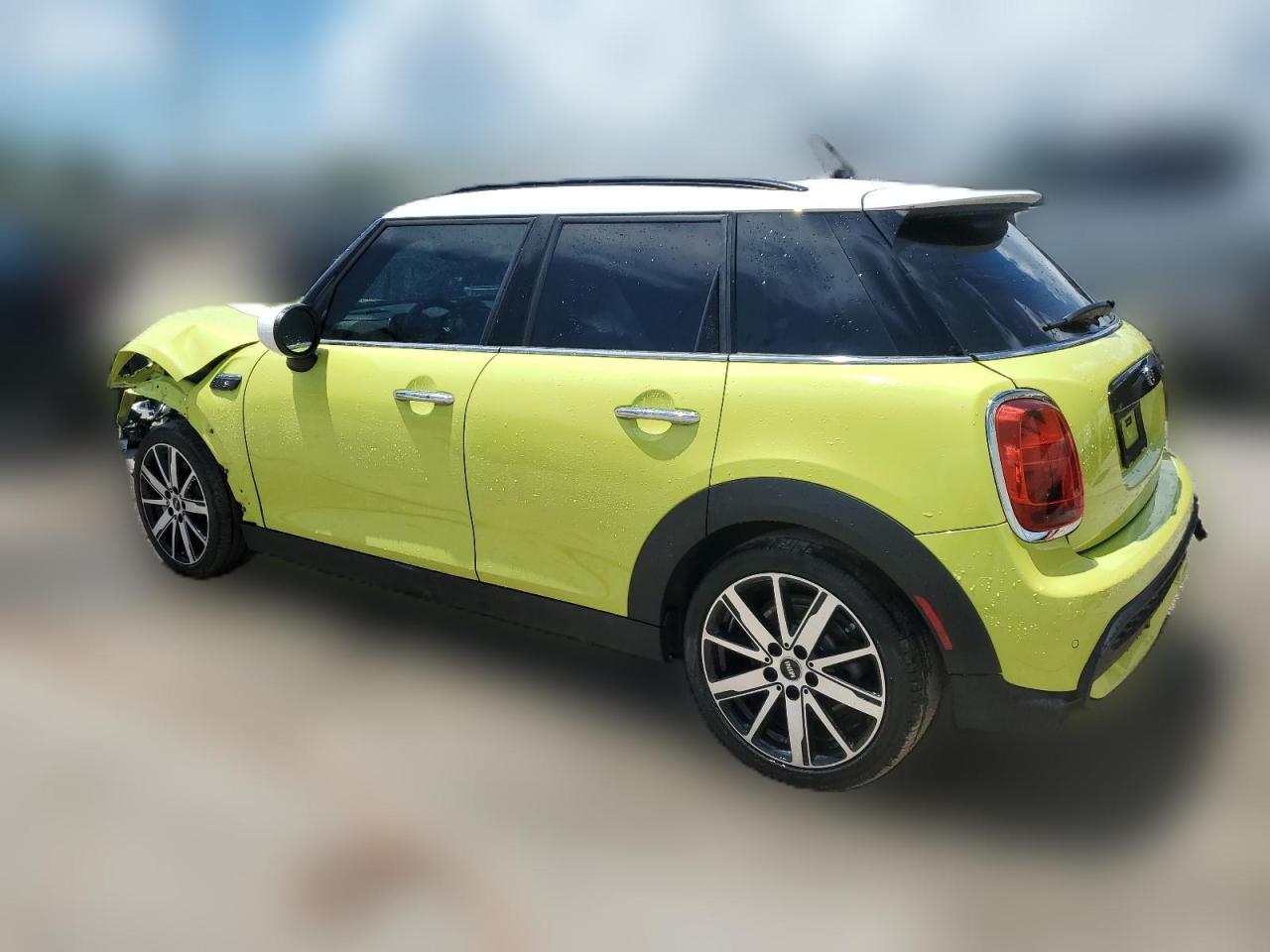 2024 MINI COOPER S VIN:WMW53DK00R2V69852