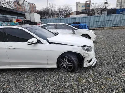 2015 Mercedes-Benz E 220 WDDHF0AB4FB157888 VIN:WDDHF0AB4FB157888