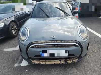 2022 MINI Cooper VIN: