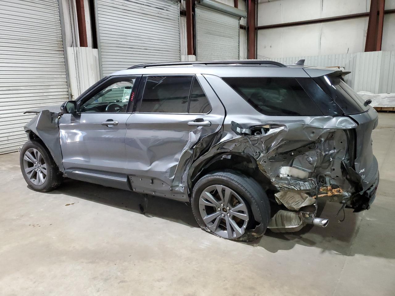 2022 FORD EXPLORER XLT VIN:1FMSK8DH5NGC52077