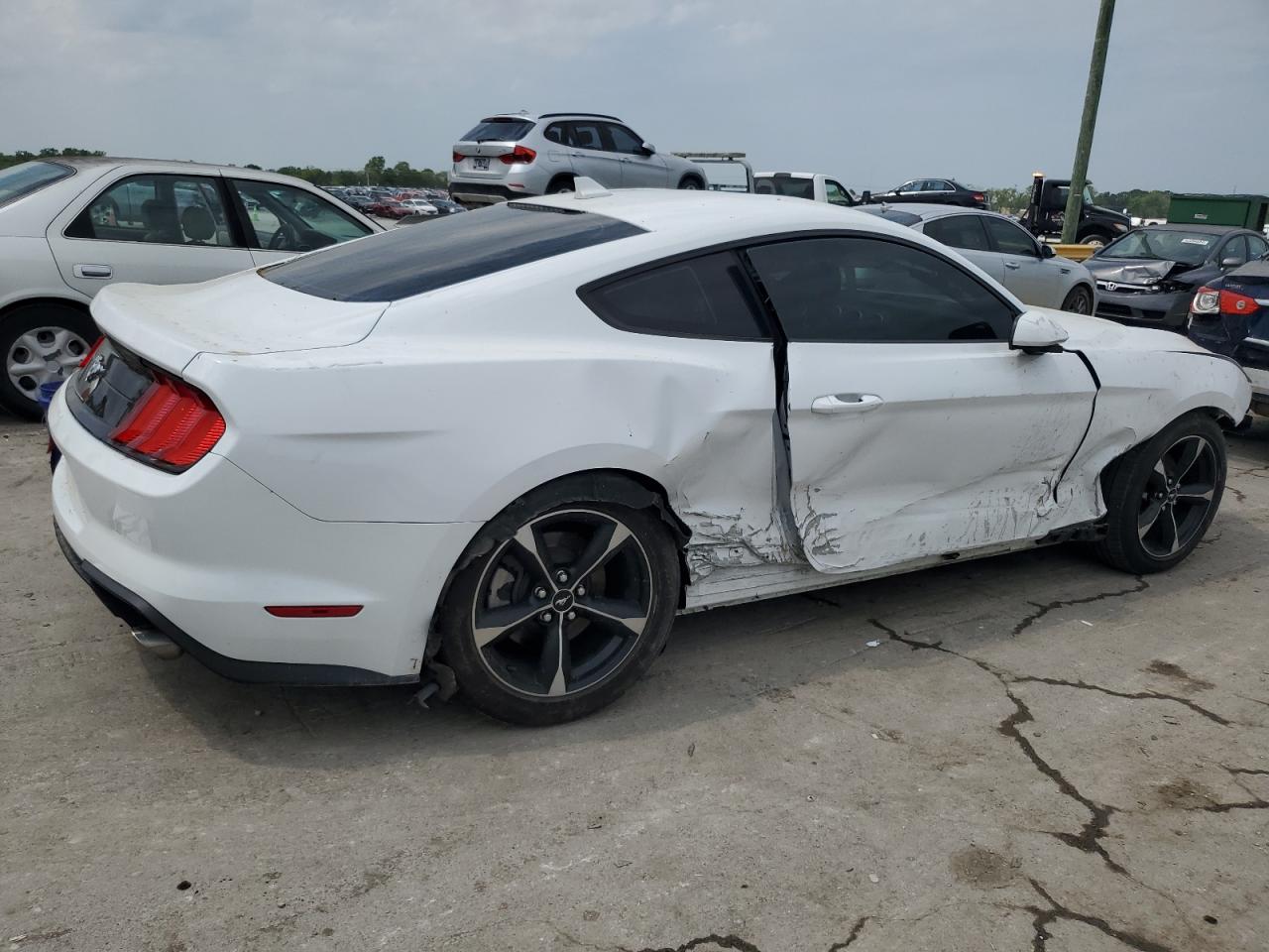 2022 FORD MUSTANG  VIN:1FA6P8TH9N5148007