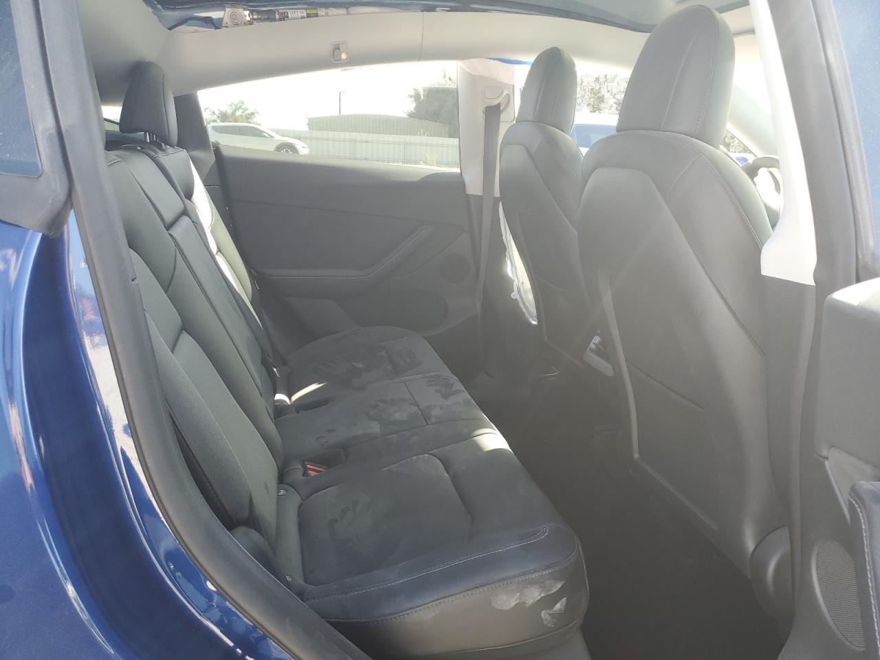 2022 TESLA MODEL Y  VIN:7SAYGDEF5NF452394