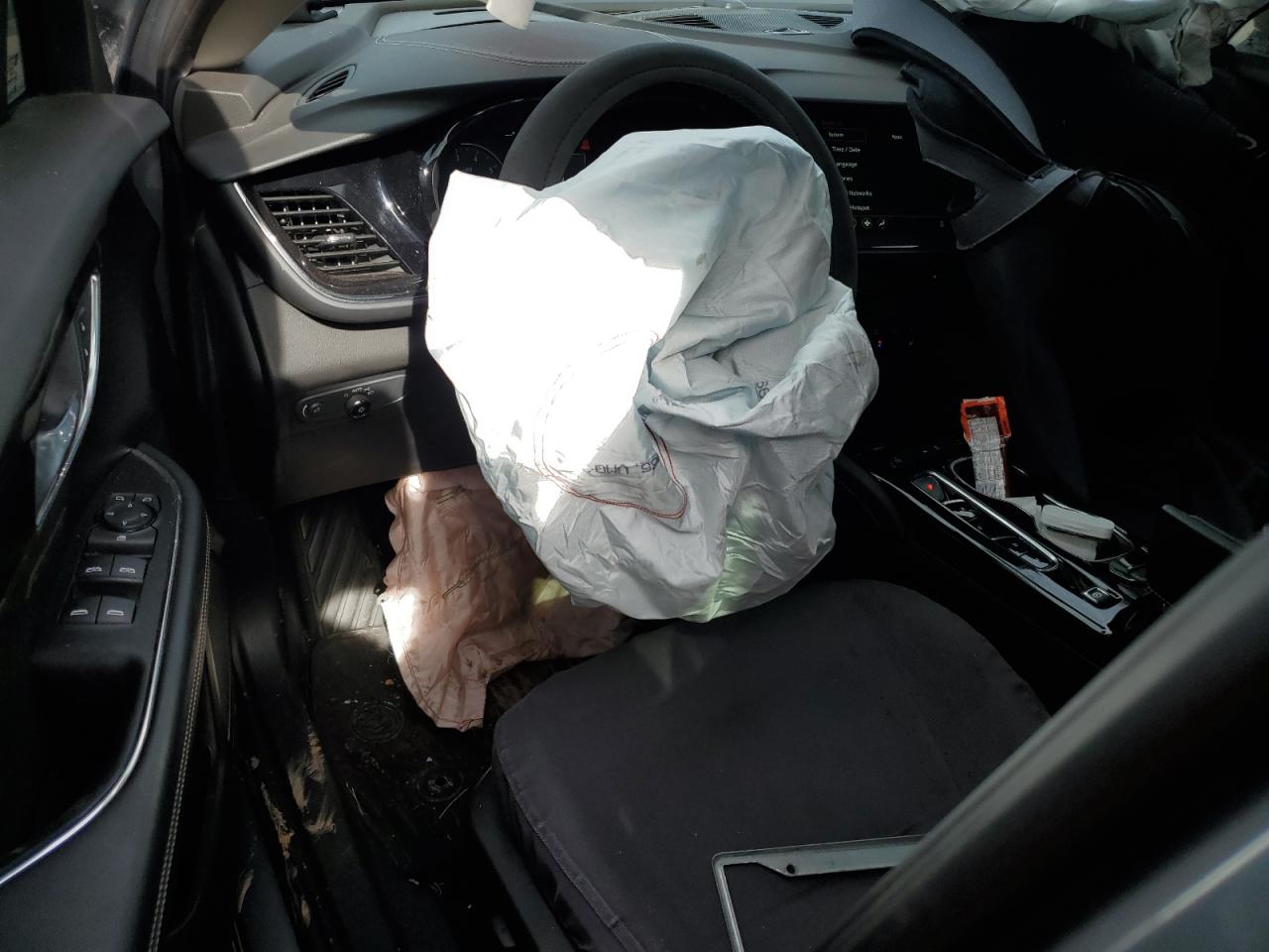 2022 BUICK ENVISION ESSENCE VIN:LRBFZNR43ND065913