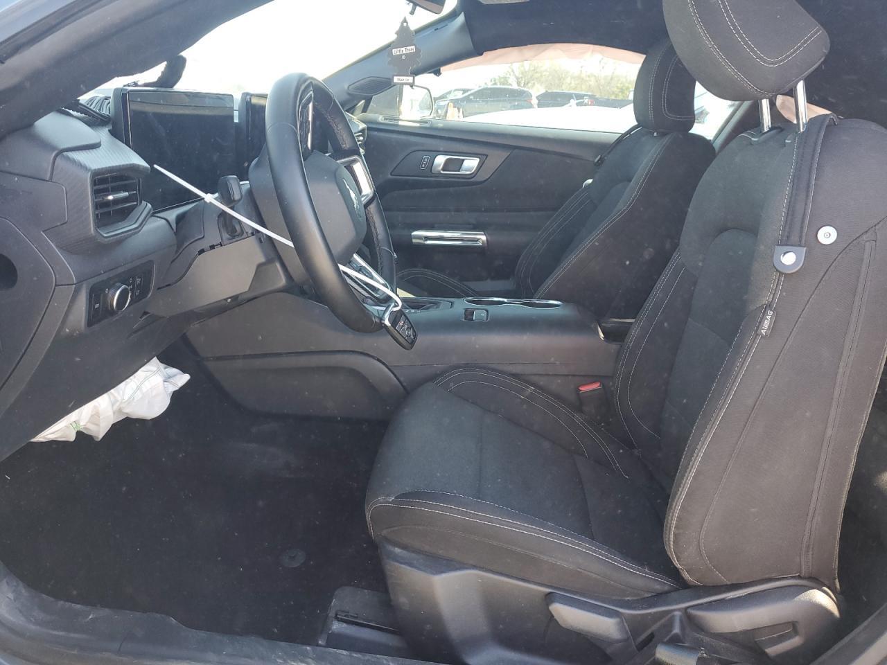 2024 FORD MUSTANG  VIN:1FA6P8TH3R5118832