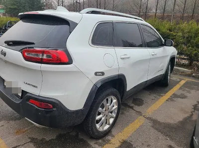 2017 Jeep Cherokee VIN: