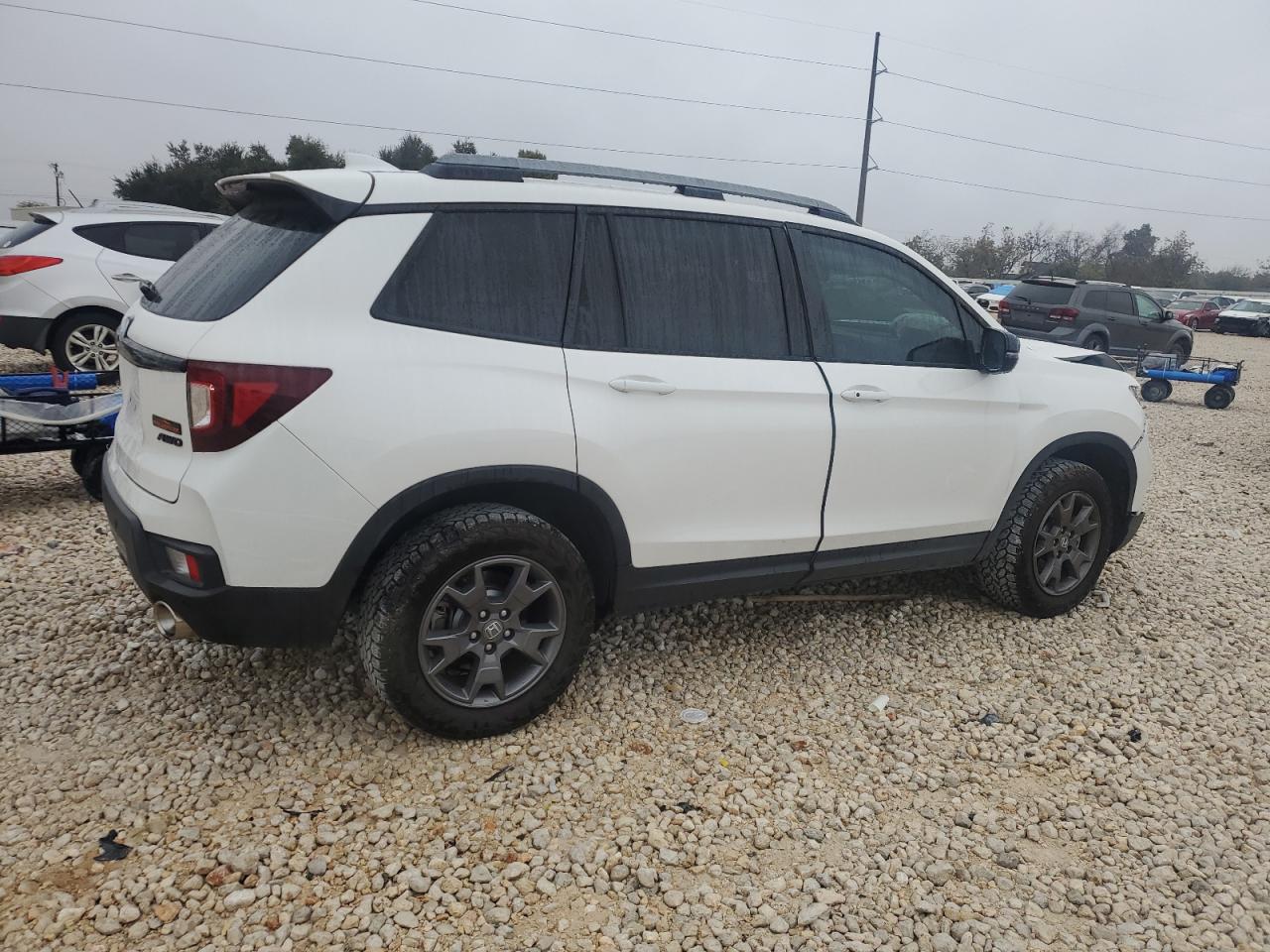2024 HONDA PASSPORT TRAIL SPORT VIN:5FNYF8H68RB013750