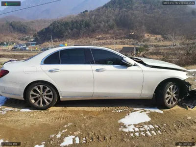 2019 Mercedes-Benz E 300 WDDZF4KB1KA623819 VIN:WDDZF4KB1KA623819