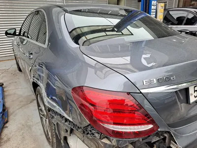 2019 Mercedes-Benz E 220 WDDZF0EB8KA508526 VIN:WDDZF0EB8KA508526