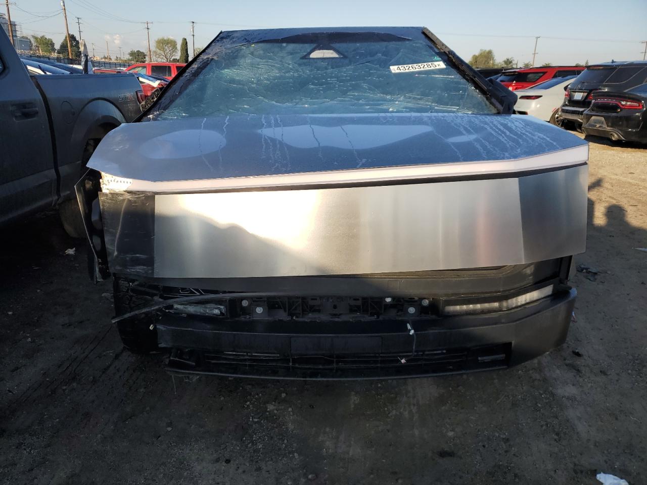 2024 TESLA CYBERTRUCK  VIN:7G2CEHEDXRA013484