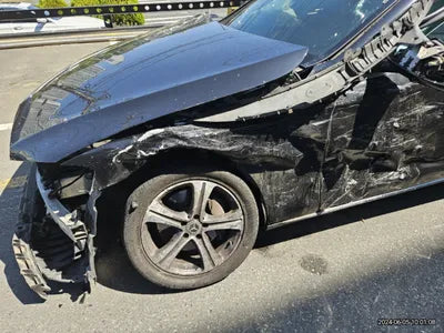 2018 Mercedes-Benz E 300 VIN: