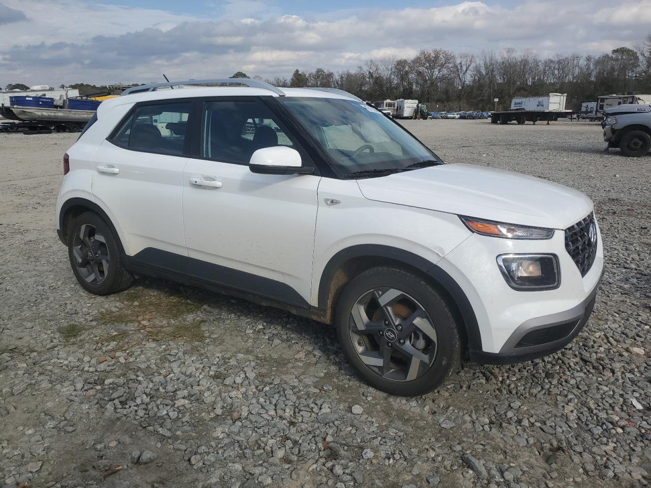 2024 HYUNDAI VENUE SEL VIN:KMHRC8A33RU323336