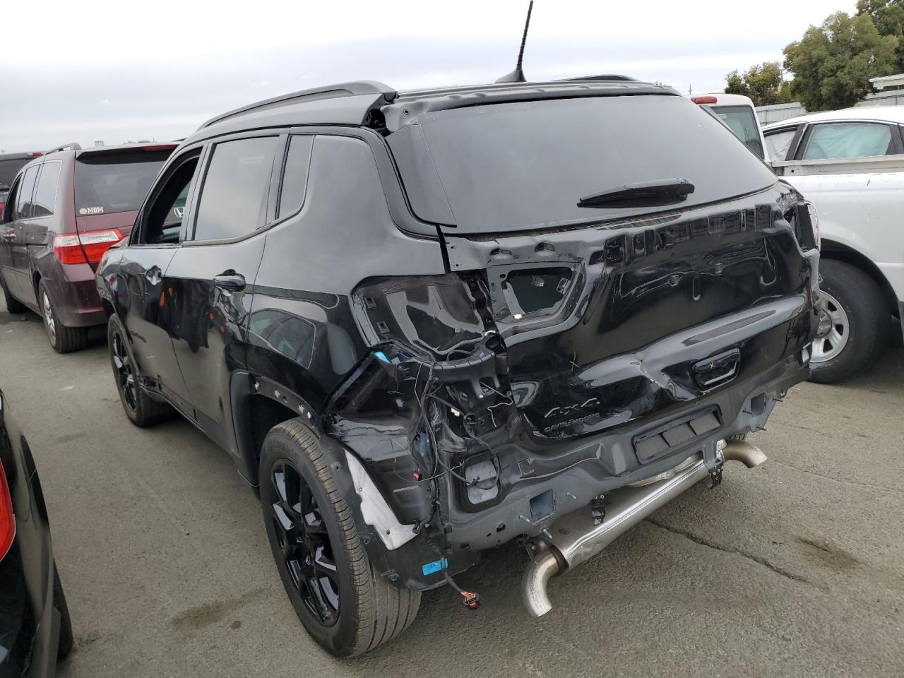2024 JEEP COMPASS LATITUDE VIN:3C4NJDBN4RT581246