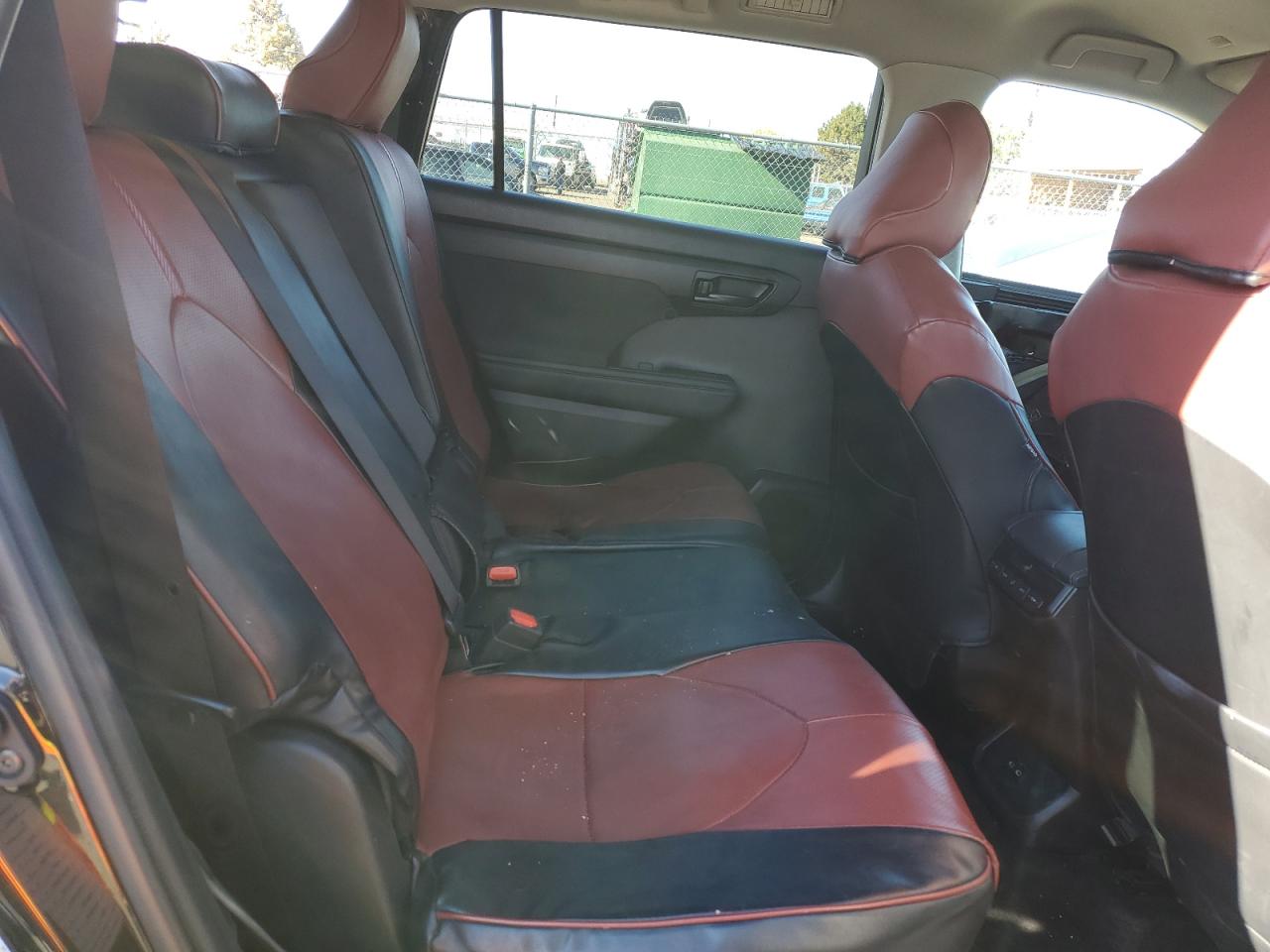 2022 TOYOTA HIGHLANDER L VIN:5TDBZRBH4NS562221