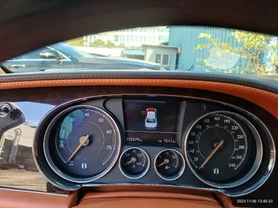 2017 Bentley Flying Spur V8 VIN: