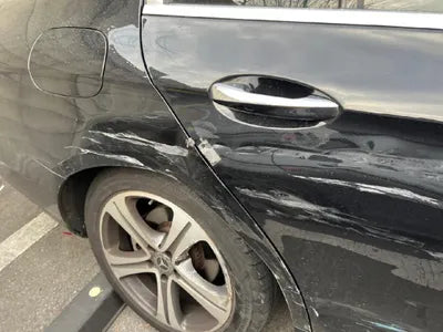 2018 Mercedes-Benz E 300 WDDZF4KB3JA377452 VIN:WDDZF4KB3JA377452