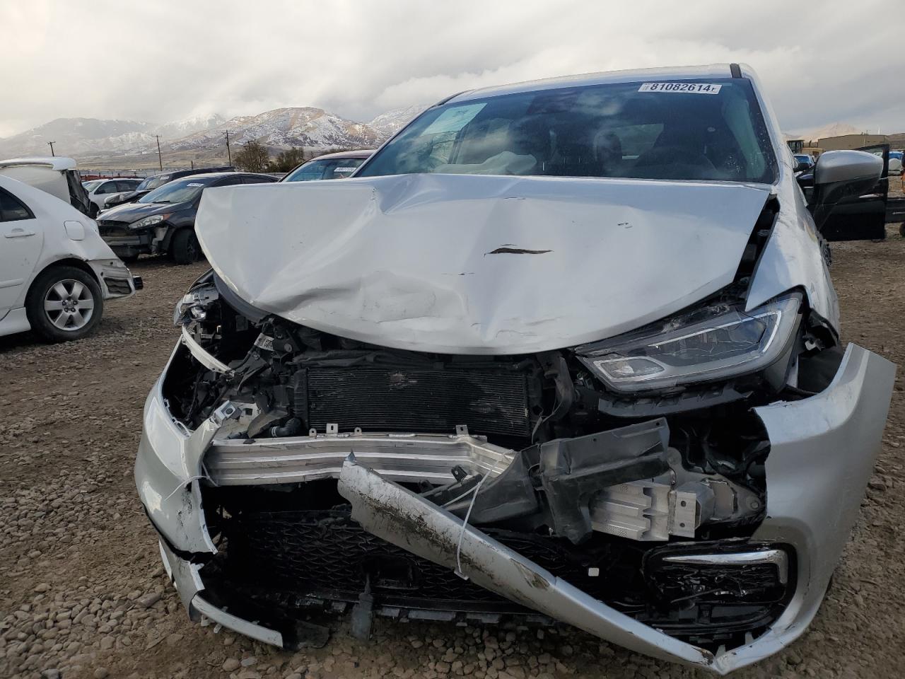 2023 CHRYSLER PACIFICA HYBRID TOURING L VIN:2C4RC1L71PR570764